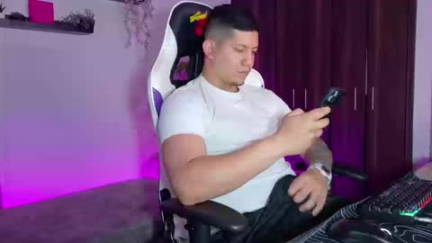 Snapshot of _robertobaggio chatting on September 9, 12:38 pm Roberto online show from September 9, 12:38 pm