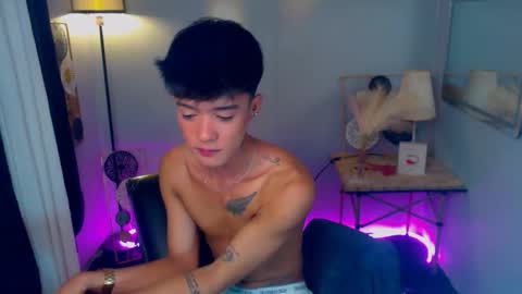 _robinmartinxx online show from September 19, 10:19 am