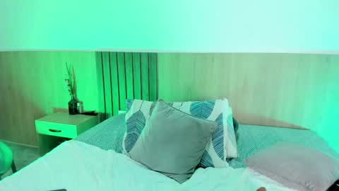 _samantagomez online show from November 15, 10:33 pm