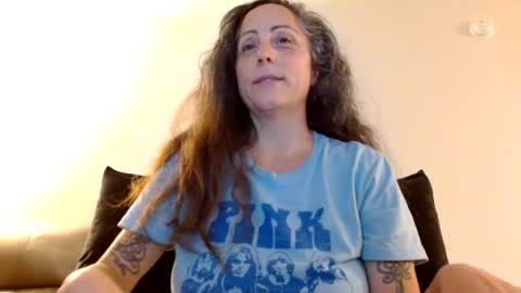Sara Lynn online show from August 10, 4:17 am