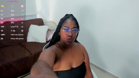 Ms. JONES  online show from January 29, 3:15 pm