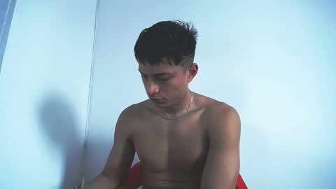 Juan Pablo-independent model online show from January 15, 5:33 pm