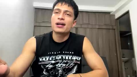 Juan Pablo-independent model online show from March 29, 12:56 am