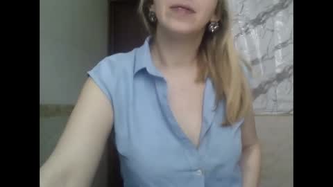  SexyXSveta  online show from February 15, 4:48 am