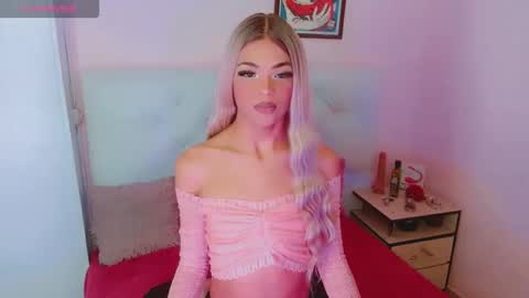 _shadday_ online show from April 21, 4:41 am