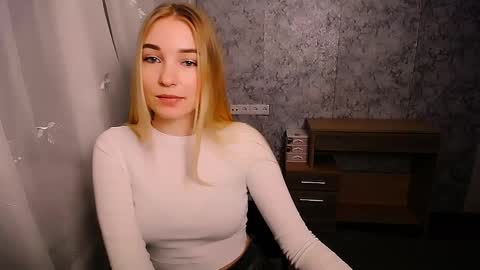 Snapshot of _snow_queen__ chatting on January 28, 10:02 am Rachel online show from January 28, 10:02 am