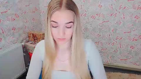 Snapshot of _snow_queen__ chatting on February 5, 10:51 am Rachel online show from February 5, 10:51 am