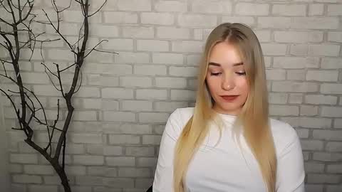 Snapshot of _snow_queen__ chatting on December 21, 10:39 am Rachel online show from December 21, 10:39 am