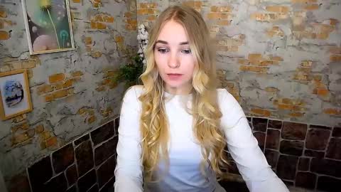 Snapshot of _snow_queen__ chatting on February 18, 2:16 pm Rachel online show from February 18, 2:16 pm