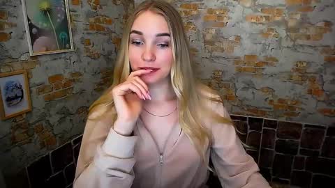 Snapshot of _snow_queen__ chatting on February 19, 4:55 pm Rachel online show from February 19, 4:55 pm