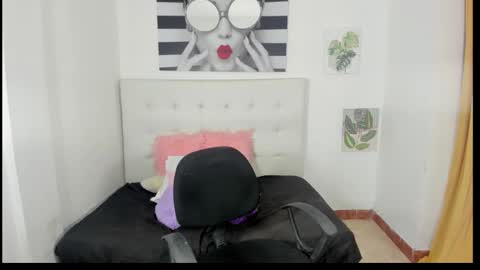 Sofia online show from October 18, 2:54 pm