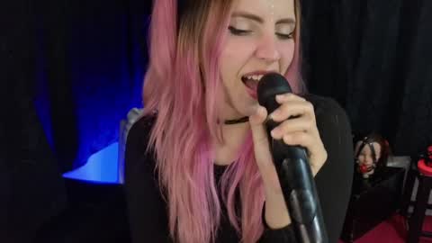 Sofia online show from February 6, 11:48 pm