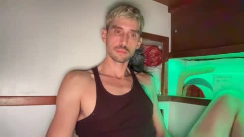 _sweet_drew_ online show from March 30, 3:17 am