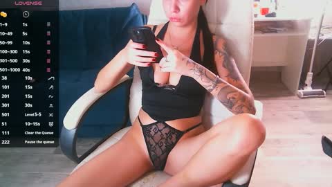 Milana   welcome to my world  online show from November 19, 3:22 pm