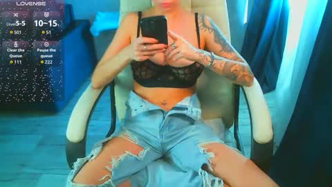 Milana   welcome to my world  online show from February 21, 6:27 am