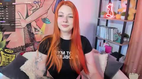 Snapshot of _sweetie_fox_ chatting on February 22, 7:23 am Kati online show from February 22, 7:23 am