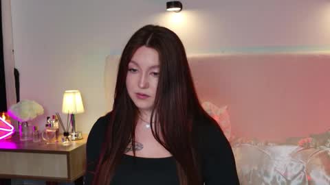 Snapshot of _tessa_may_ chatting on October 26, 6:07 pm _tessa_may_ online show from October 26, 6:07 pm