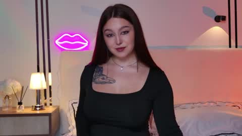 _tessa_may_ online show from November 13, 1:41 am