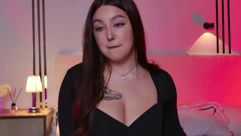 _tessa_may_ online show from November 26, 11:45 pm