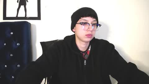 Thomas online show from October 22, 4:37 am