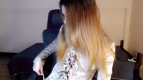 Iam Alex online show from April 12, 7:45 am