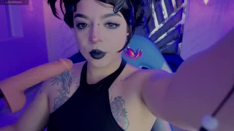   Vermeil   online show from February 18, 8:08 pm