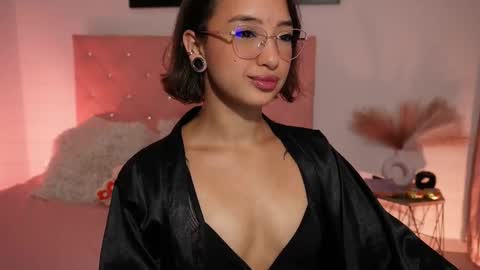 VICTORIA online show from March 11, 11:37 pm