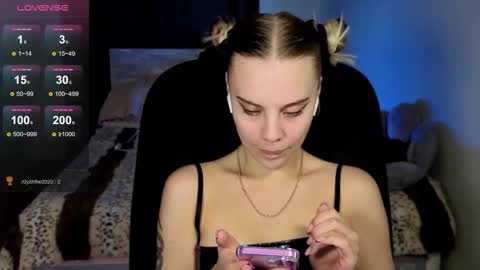 Snapshot of _wednesday_addams_ chatting on September 29, 10:25 am Vera online show from September 29, 10:25 am