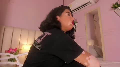 _wendy_x online show from April 17, 11:34 am