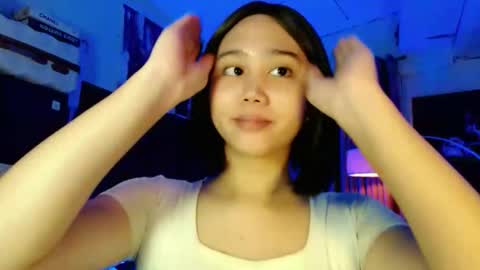 Snapshot of a_r_i_a_n_n_a chatting on October 4, 7:17 am Lovely Yana  online show from October 4, 7:17 am