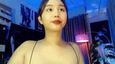 Snapshot of a_r_i_a_n_n_a chatting on October 18, 11:14 am Lovely Yana  online show from October 18, 11:14 am