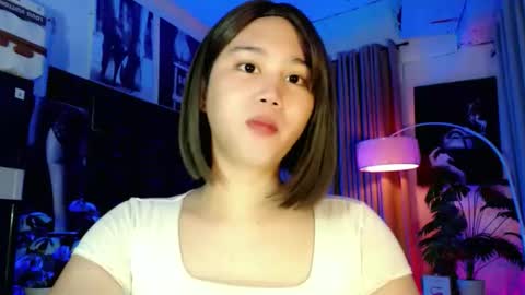 Snapshot of a_r_i_a_n_n_a chatting on September 25, 8:32 am Lovely Yana  online show from September 25, 8:32 am