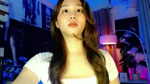 Snapshot of a_r_i_a_n_n_a chatting on September 27, 7:17 am Lovely Yana  online show from September 27, 7:17 am