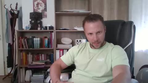 Long distance cumshot online show from May 2, 4:02 pm