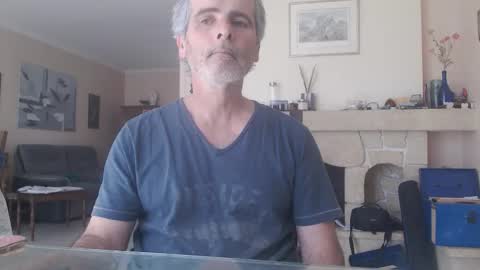 Aalex1717 online show from April 19, 11:44 am