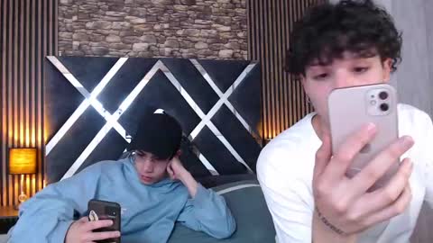 Snapshot of aaron_blink1 chatting on October 9, 3:06 pm Aaron online show from October 9, 3:06 pm