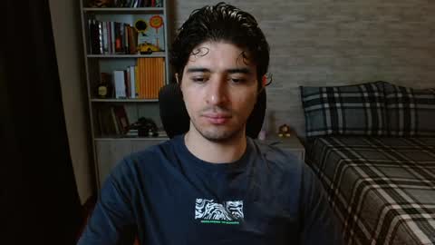 Aaron online show from April 27, 8:39 pm