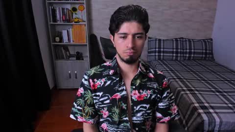 Aaron online show from January 6, 8:02 pm