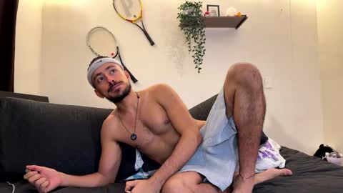 aaron_wheel online show from May 18, 11:33 pm