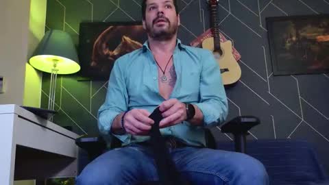 Aaron online show from January 16, 9:35 pm