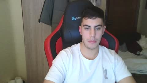 aaronlavine online show from December 23, 6:37 pm