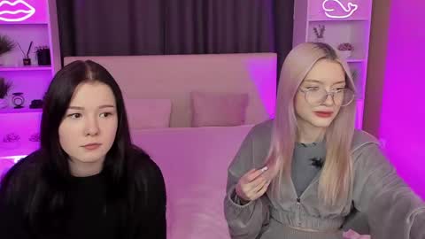 Fiona and Harry online show from February 15, 2:22 pm