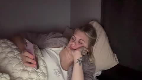 ababyy2901 online show from November 3, 7:20 am