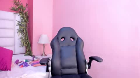 abbey_walker online show from November 8, 11:57 am