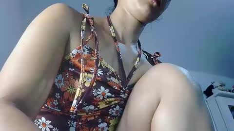 Snapshot of abbi_moon chatting on February 26, 6:04 pm Martina online show from February 26, 6:04 pm