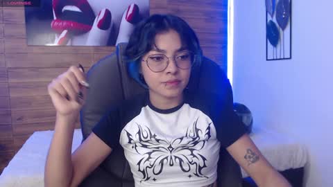 Abbi online show from December 24, 7:11 pm