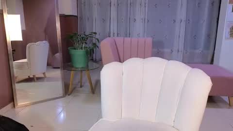 abby_eroticdoll online show from October 18, 11:53 pm