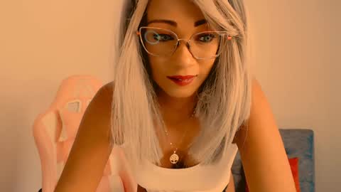 May  Imstagram  online show from January 16, 6:48 pm