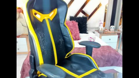 abby sexyxx online show from September 16, 12:01 am