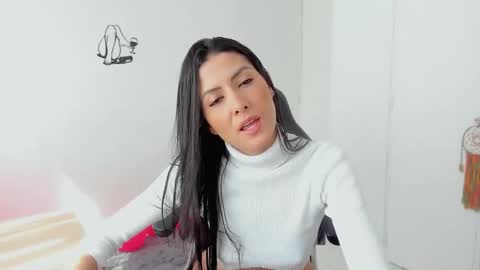 Snapshot of abbyada chatting on February 17, 3:00 pm Laura online show from February 17, 3:00 pm